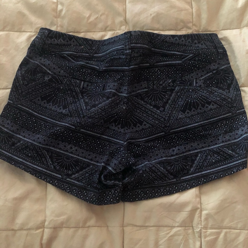 American Eagle Patterned Shorts - image 2